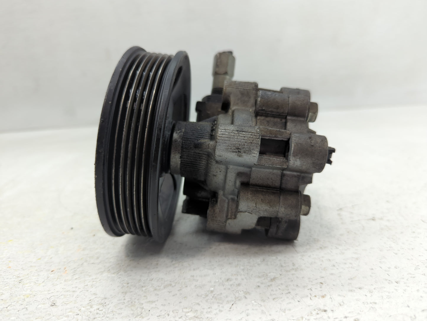 2011-2016 Chrysler Town & Country Power Steering Column Pump Oem - Oemusedautoparts1.com