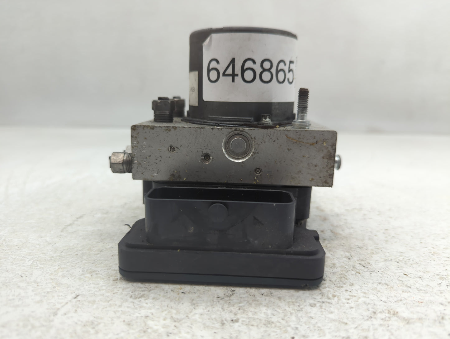 2014 Chrysler Town & Country ABS Pump Control Module Replacement P/N:68183803AC Fits OEM Used Auto Parts - Oemusedautoparts1
