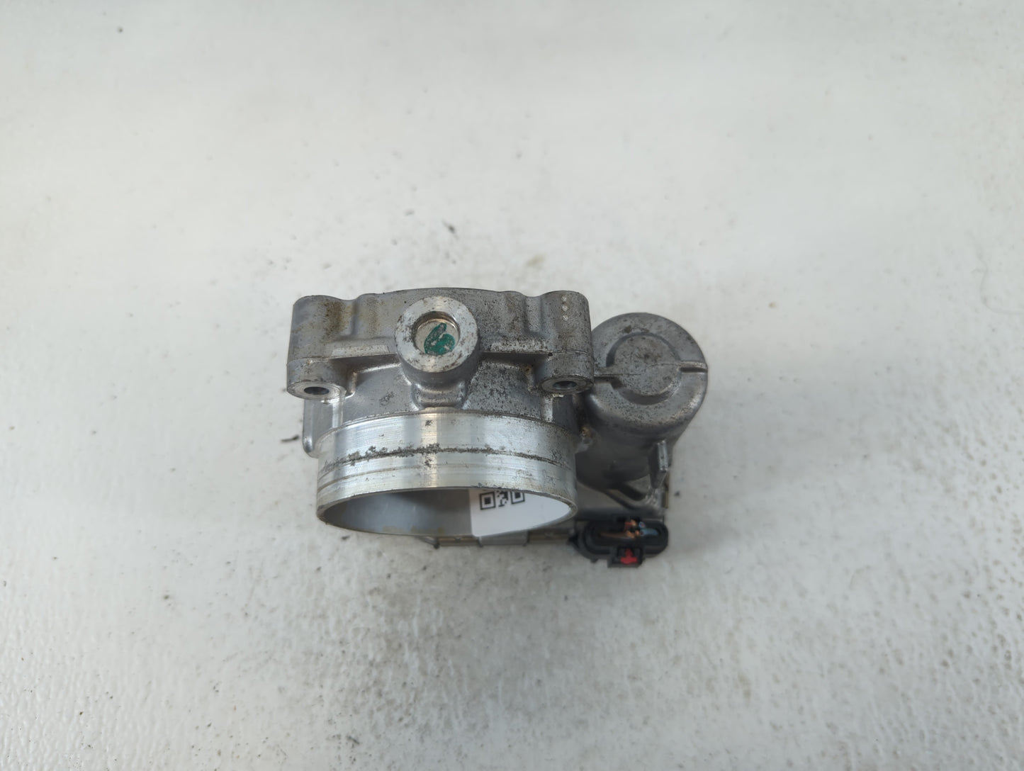 2011-2016 Chrysler Town & Country Throttle Body P/N:0 280 750 570 05184349AC Fits OEM Used Auto Parts - Oemusedautoparts1.co