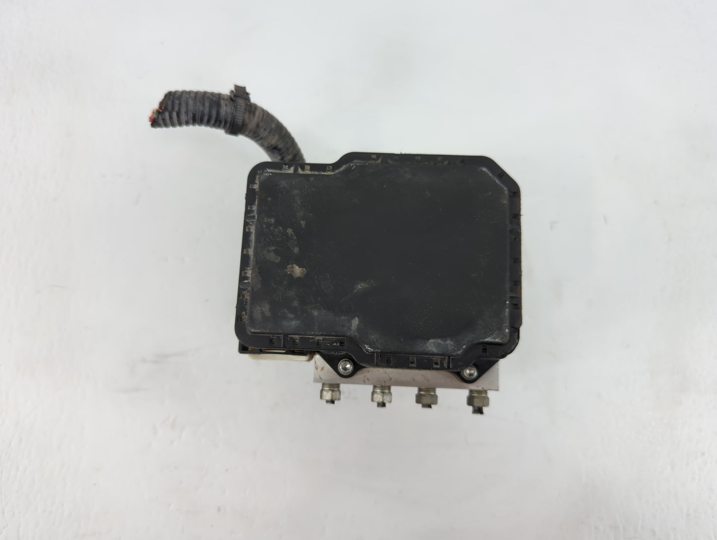 2014 Chrysler Town & Country ABS Pump Control Module Replacement P/N:7K17E-0263 2FVAC Fits OEM Used Auto Parts - Oemusedauto