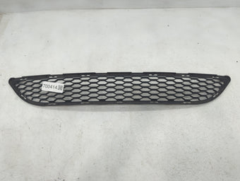 compare product 2011-2016 Chrysler Town & Country Front Grille Bumper Not Included
