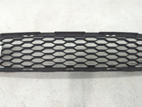 2011-2016 Chrysler Town & Country Front Grille Bumper Not Included - Oemusedautoparts1.com