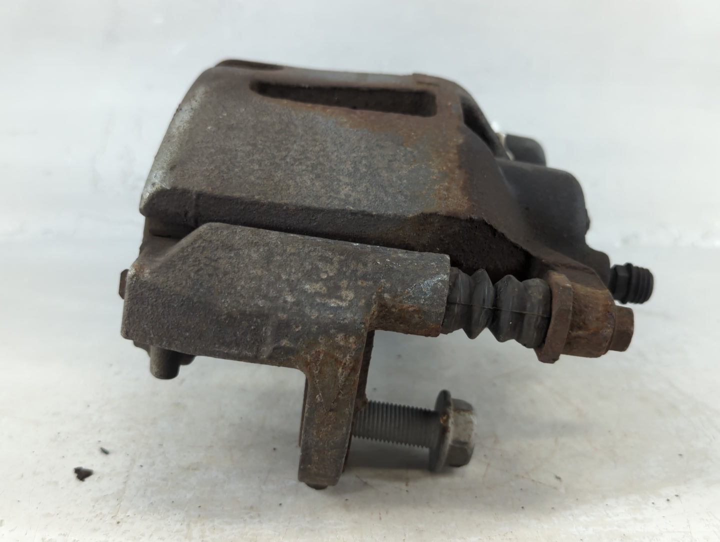 2012-2016 Chrysler Town & Country Front Driver Left Brake Caliper 700826 - Oemusedautoparts1.com