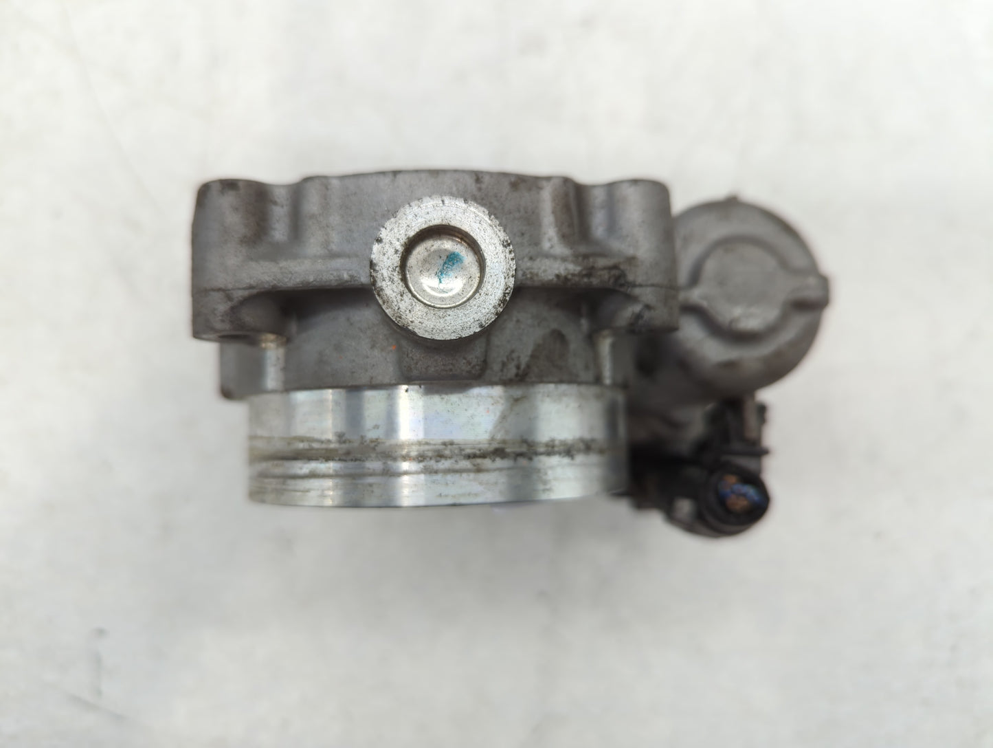 2011-2016 Chrysler Town & Country Throttle Body P/N:0 280 750 570 05184349AC Fits OEM Used Auto Parts - Oemusedautoparts1.co