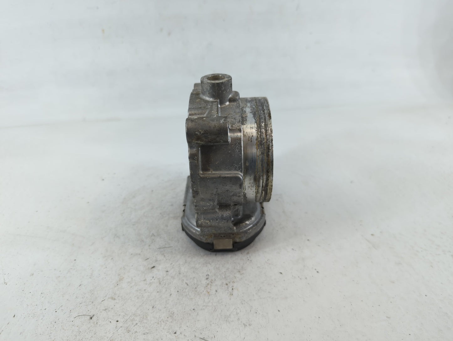 2011-2016 Chrysler Town & Country Throttle Body P/N:0 280 750 570 05184349AC Fits OEM Used Auto Parts - Oemusedautoparts1.co