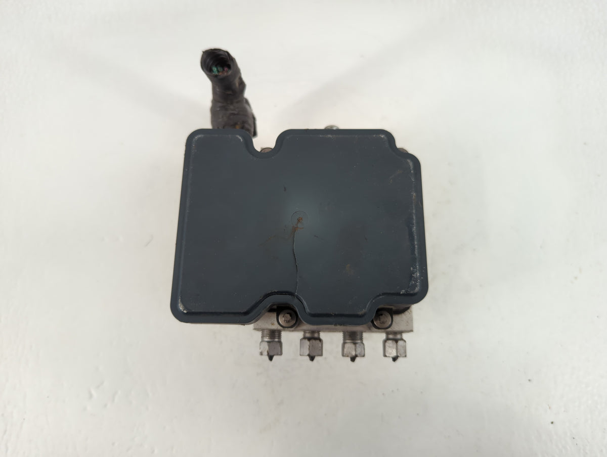 2014 Chrysler Town & Country Anti-Lock Brake ABS Pump Module Actuator OEM P/N:P68183803AC Fits OEM Used Auto Parts - Oemused