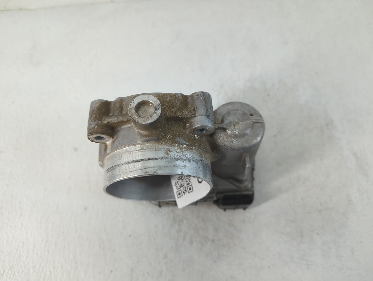 2011-2016 Chrysler Town & Country Throttle Body P/N:05184349AC Fits OEM Used Auto Parts - Oemusedautoparts1.com