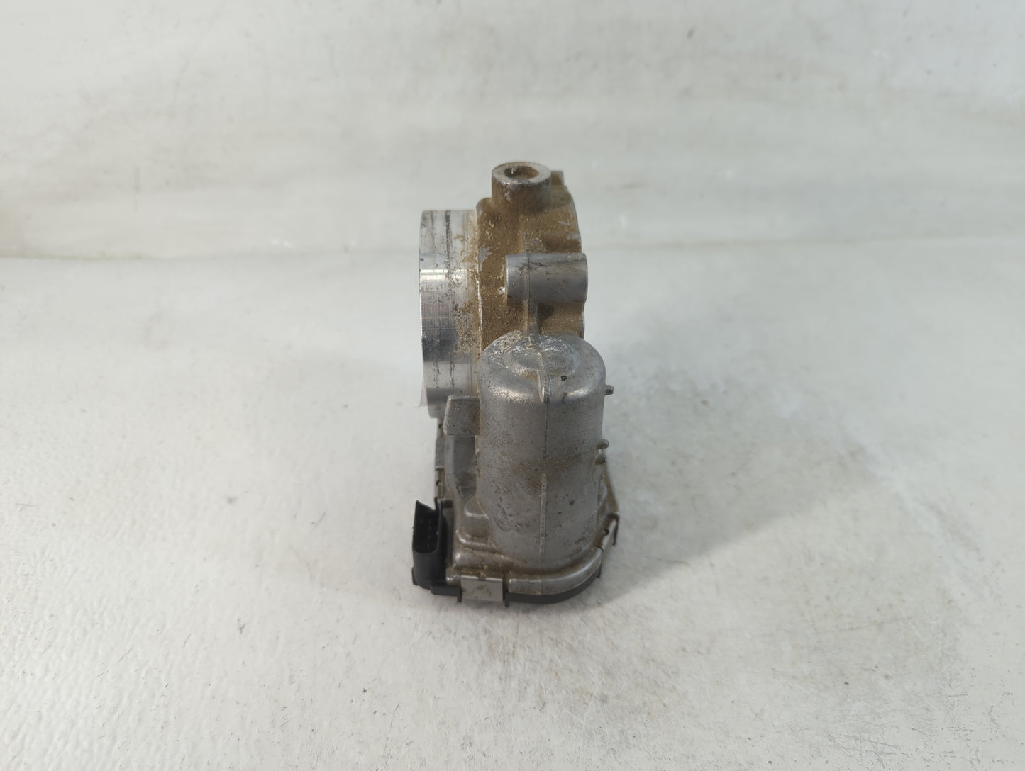 2011-2016 Chrysler Town & Country Throttle Body P/N:05184349AC Fits OEM Used Auto Parts - Oemusedautoparts1.com