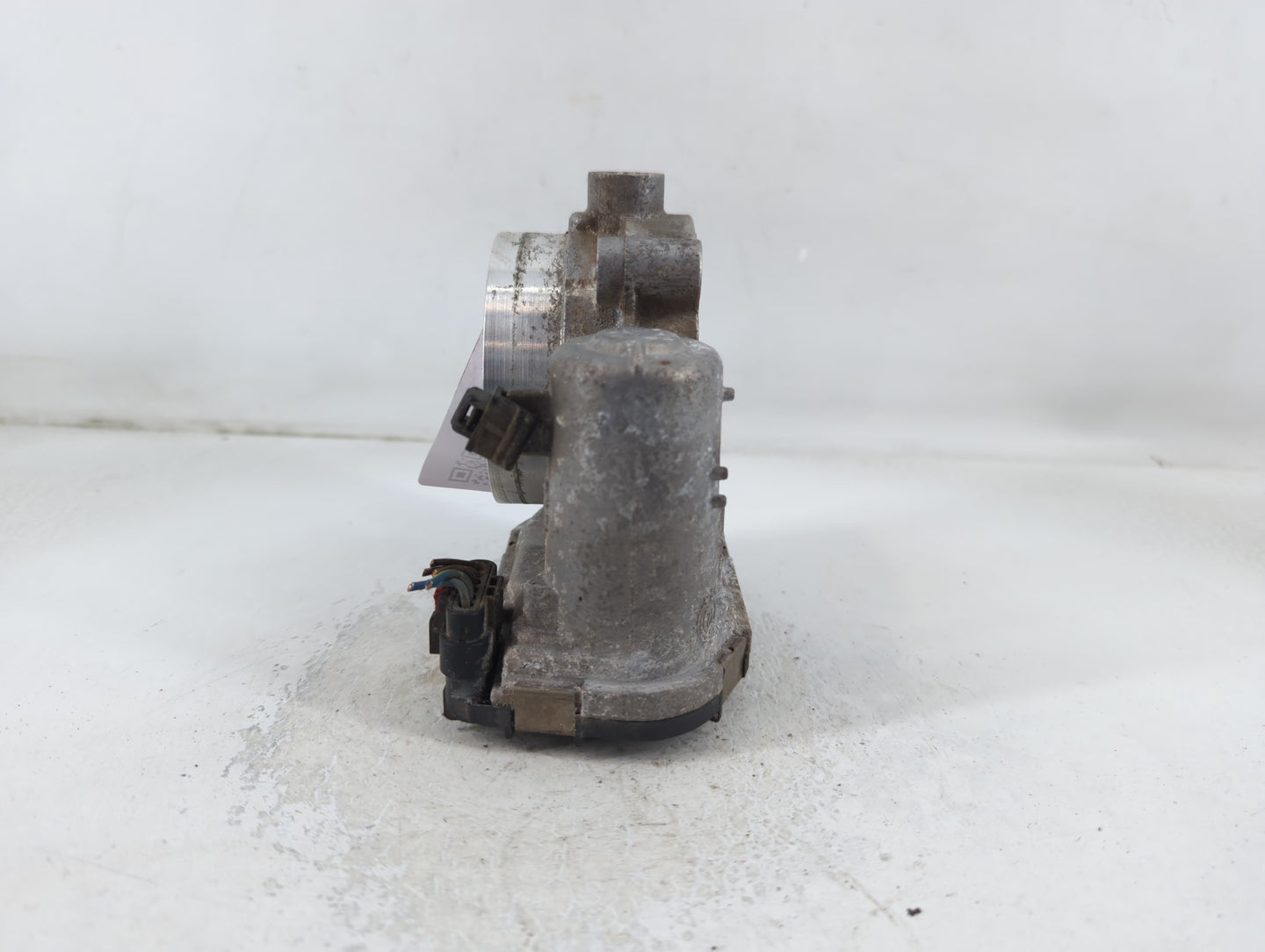 2011-2016 Chrysler Town & Country Throttle Body P/N:0 280 750 570 05184349AC Fits OEM Used Auto Parts - Oemusedautoparts1.co