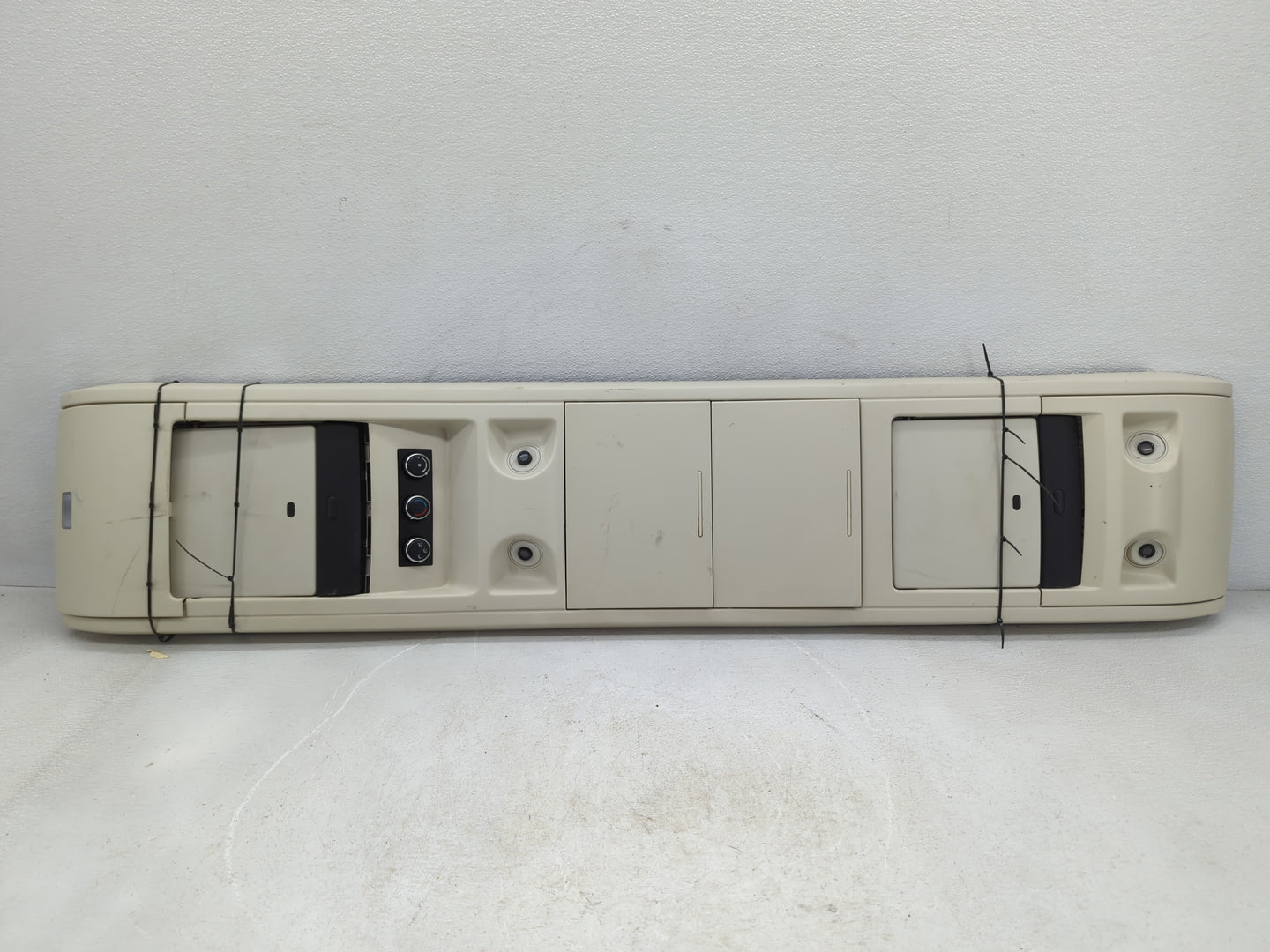 2014 Chrysler Town & Country Overhead Roof Console - Oemusedautoparts1.com