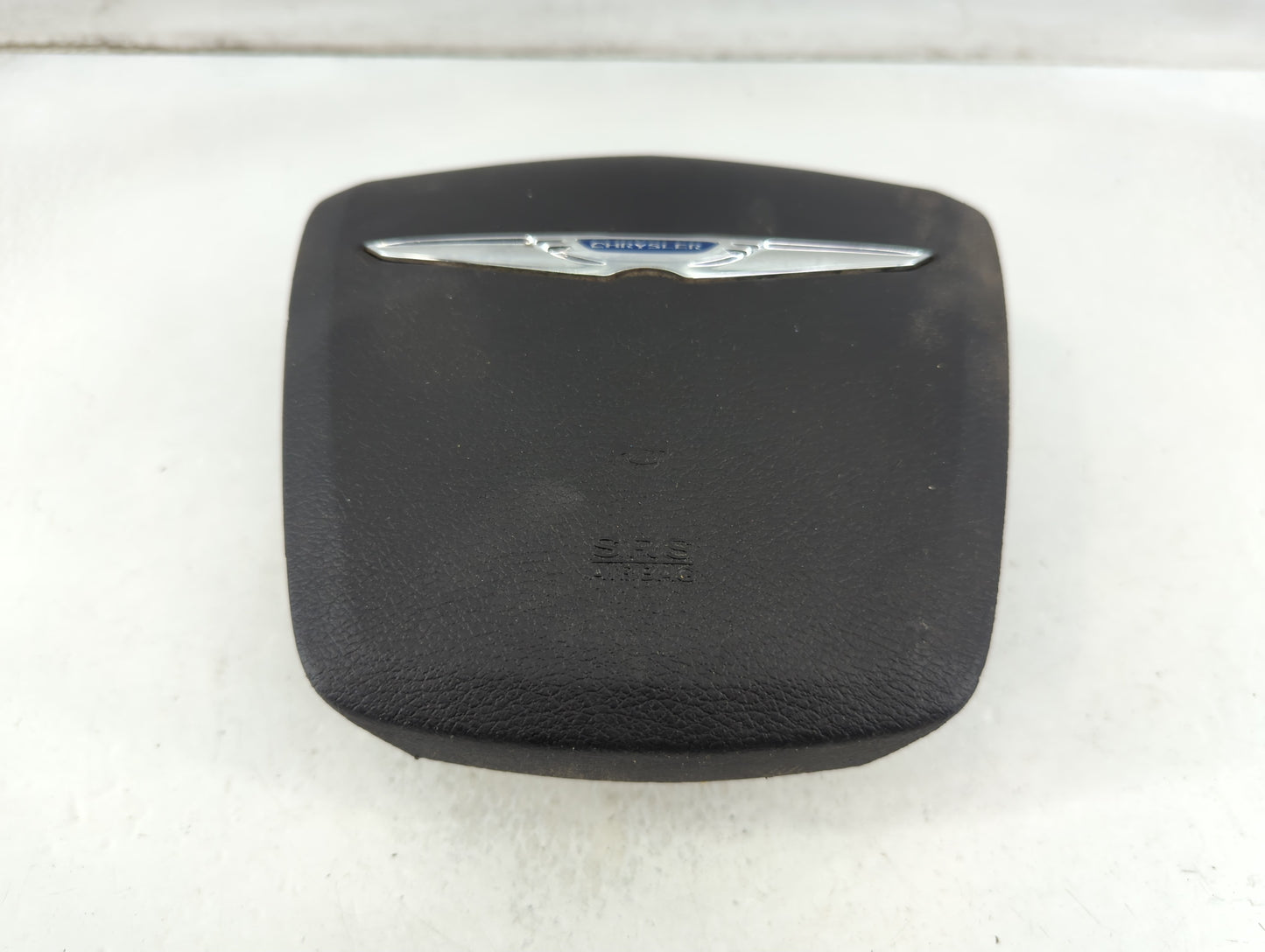 2013-2016 Chrysler Town & Country Air Bag Driver Left Steering Wheel Mounted P/N:4NM 455 3X Fits Fits 2013 2014 2015 2016 OE