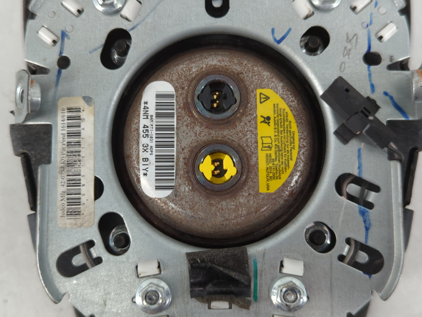 2013-2016 Chrysler Town & Country Air Bag Driver Left Steering Wheel Mounted P/N:4NM 455 3X Fits Fits 2013 2014 2015 2016 OE