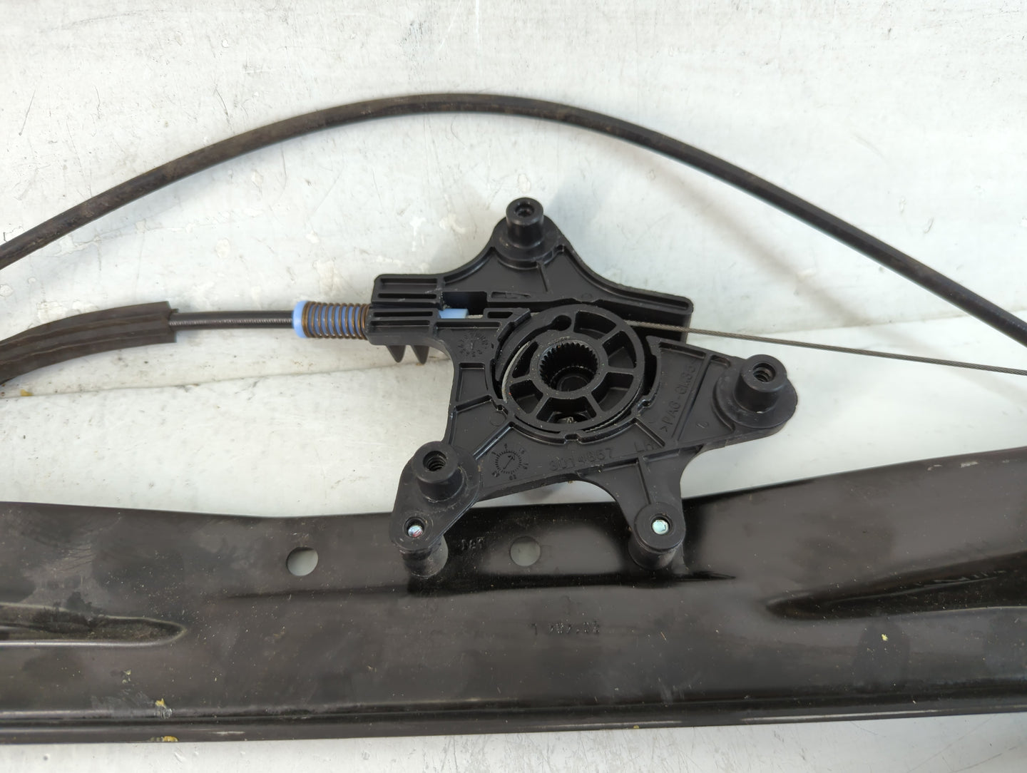 2008-2016 Chrysler Town & Country Used Window Regulator Passenger Front - Oemusedautoparts1.com