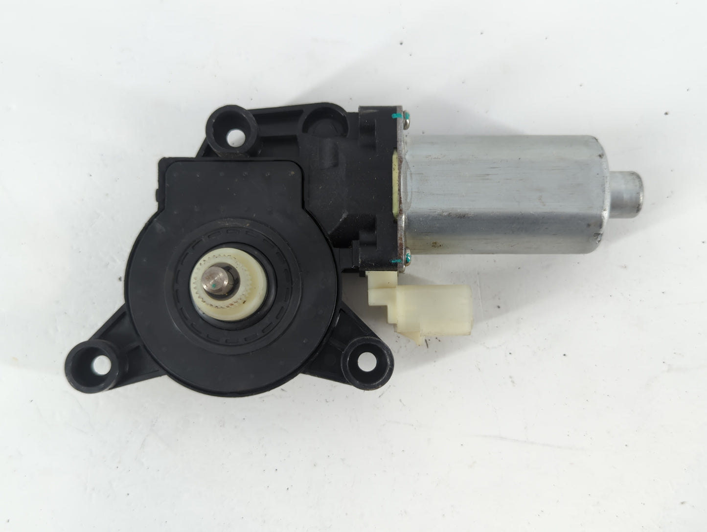 2014 Chrysler Town & Country Driver Left Front Window Regulator - Oemusedautoparts1.com