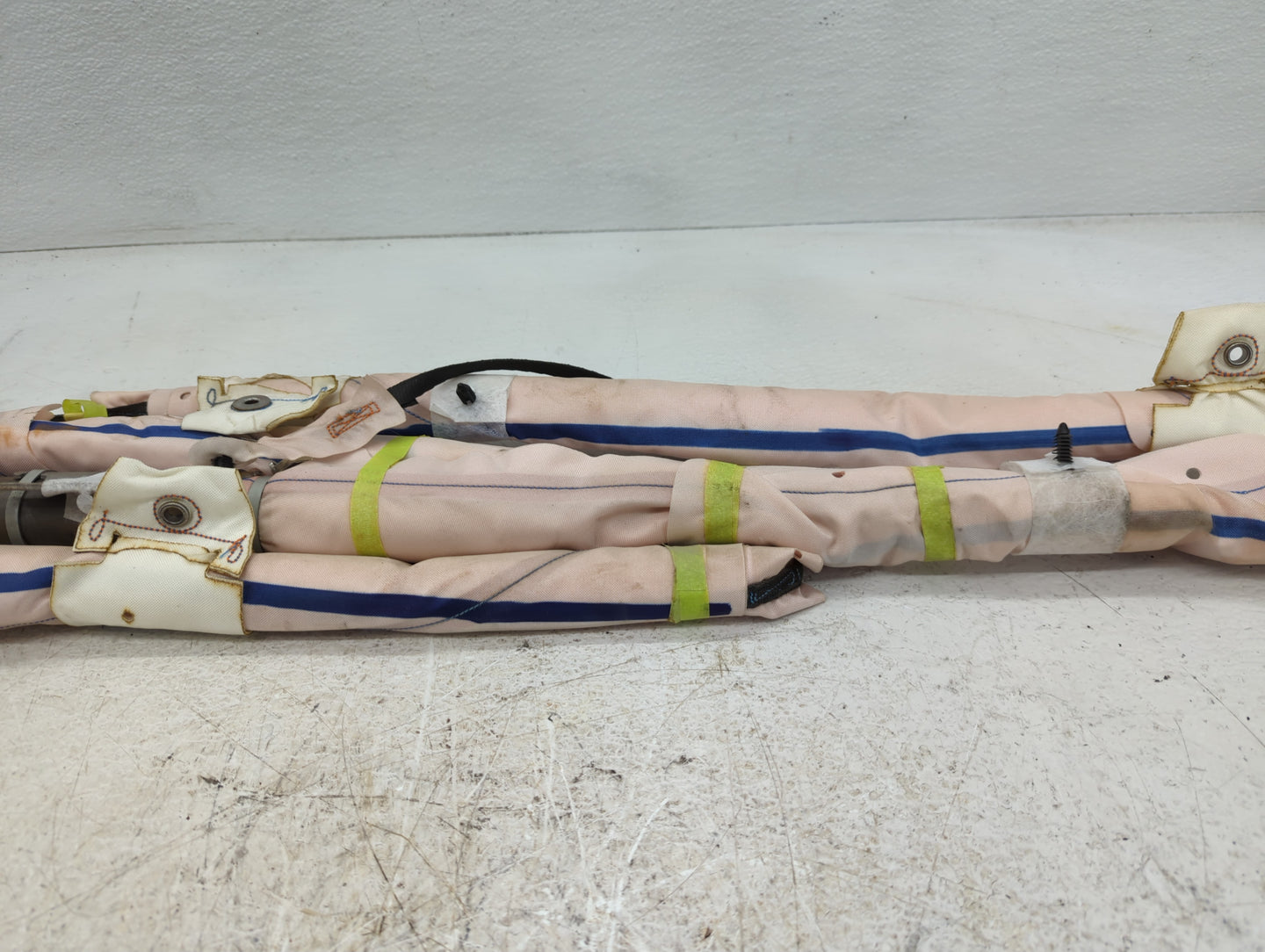 2013-2016 Chrysler Town & Country Passenger Curtain Air Bag Oem - Oemusedautoparts1.com