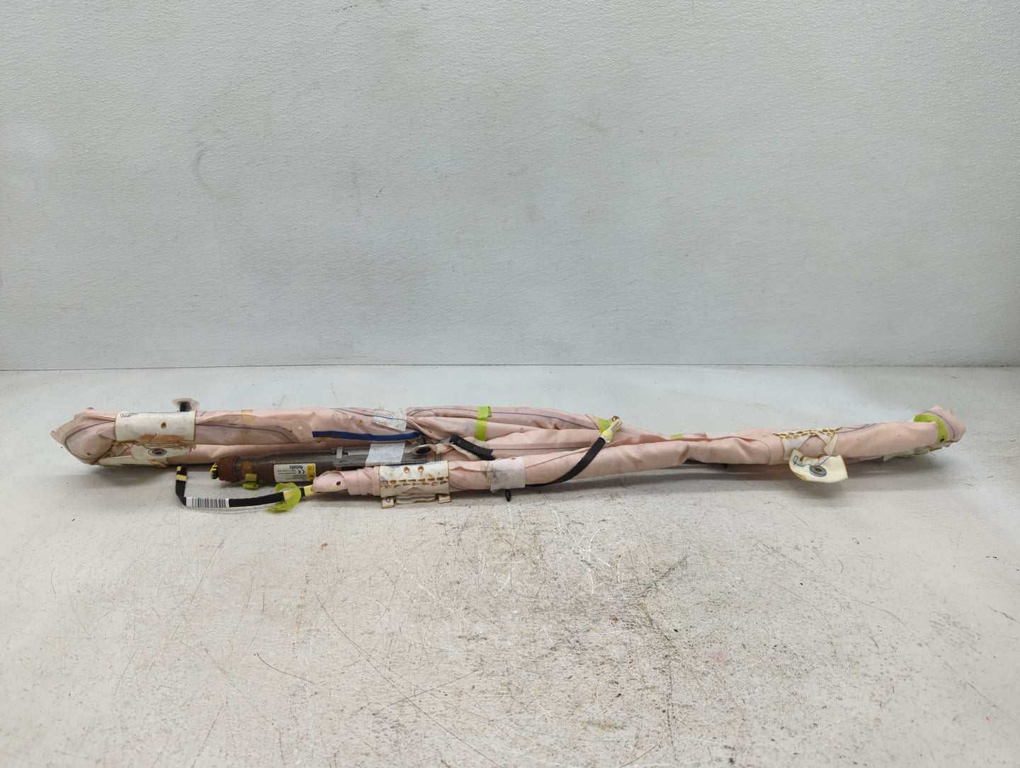 2013-2016 Chrysler Town & Country Passenger Curtain Air Bag Oem - Oemusedautoparts1.com
