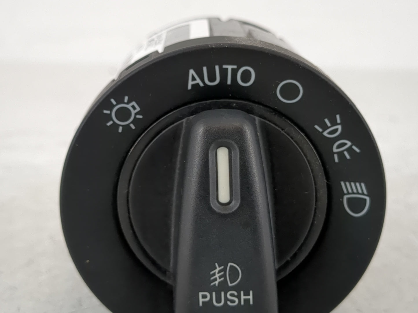 2011 Chrysler Town & Country Headlight Head Light Switch Lamp Control - Oemusedautoparts1.com