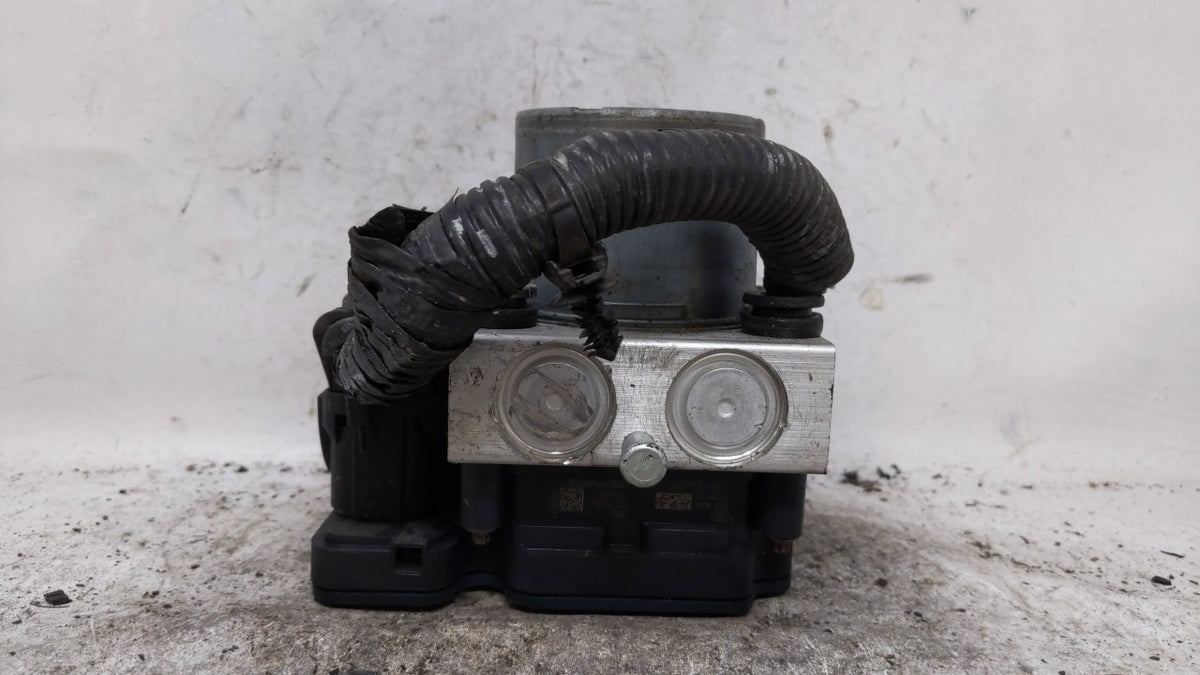 2014 Chrysler Town & Country Anti-Lock Brake ABS Pump Module Actuator OEM P/N:68183803AC Fits OEM Used Auto Parts - Oemuseda