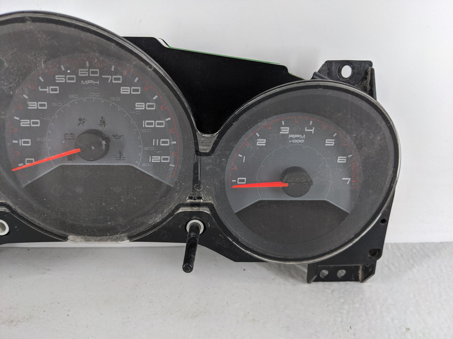 2011-2014 Dodge Avenger Instrument Cluster Speedometer Gauges P/N:P56046511AH Fits Fits 2011 2012 2013 2014 OEM Used Auto Pa
