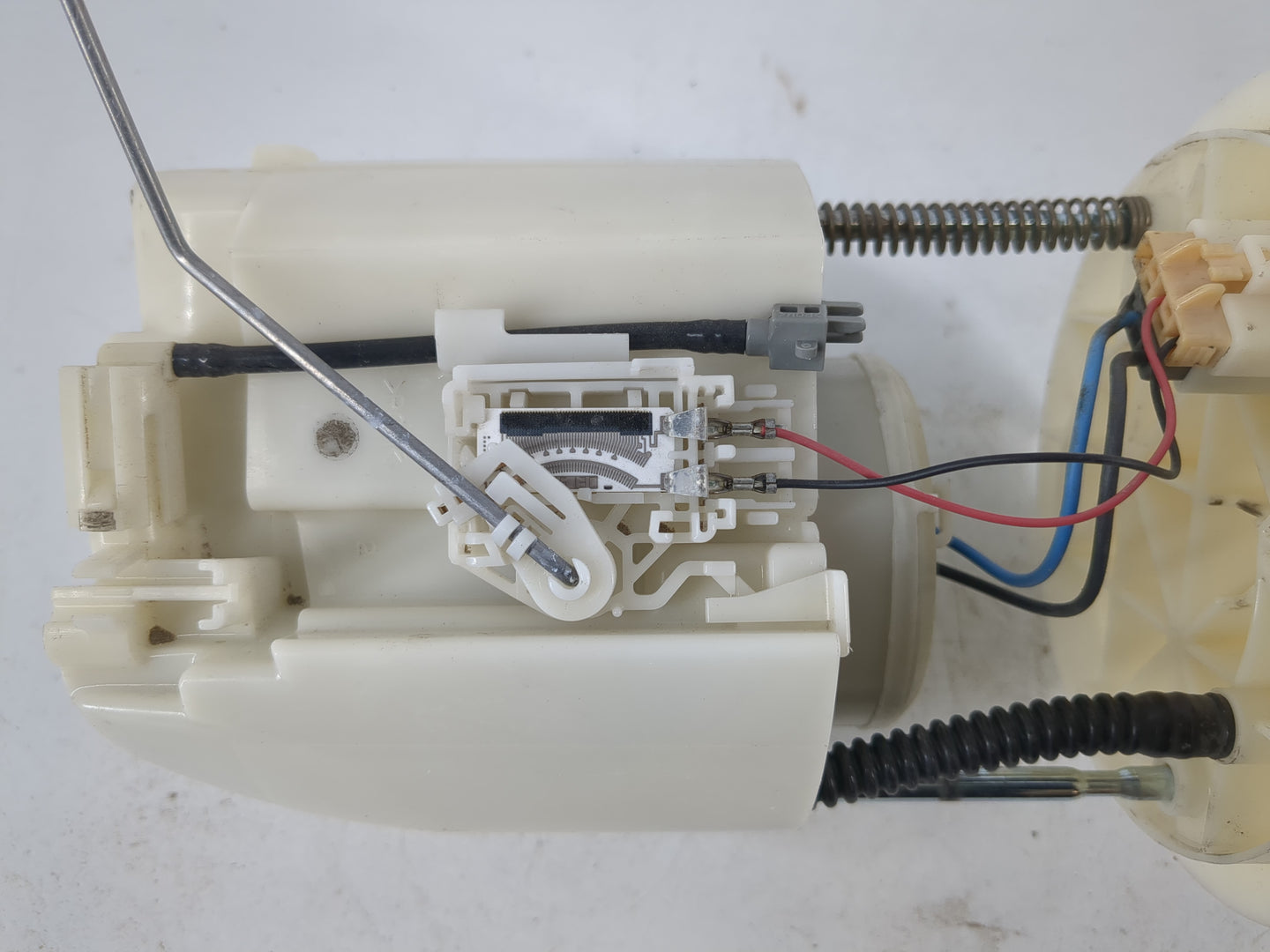 2008-2014 Dodge Avenger Electrical Gas Fuel Pump Assembly - Oemusedautoparts1.com