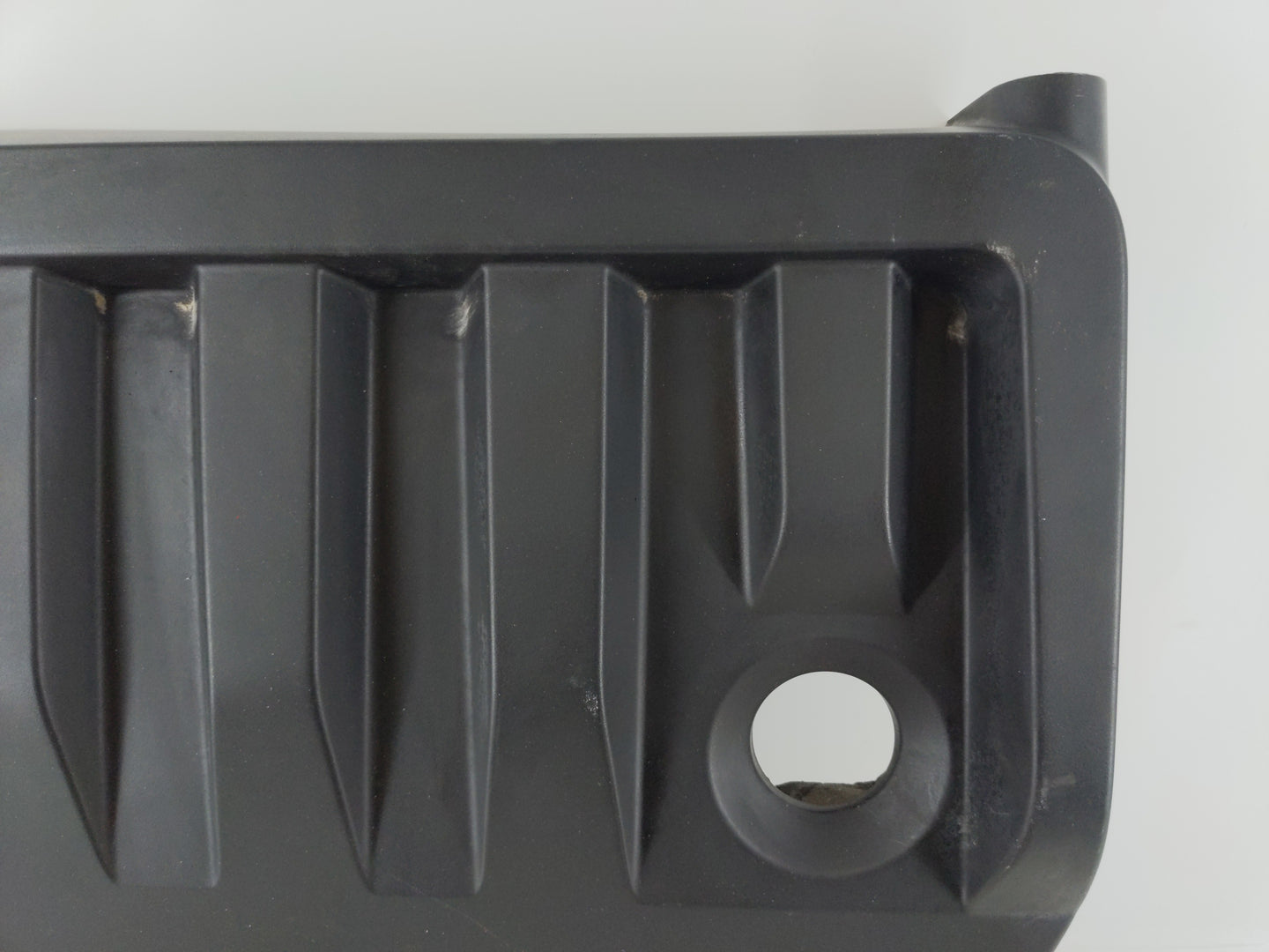 2014 Dodge Avenger Engine Cover - Oemusedautoparts1.com