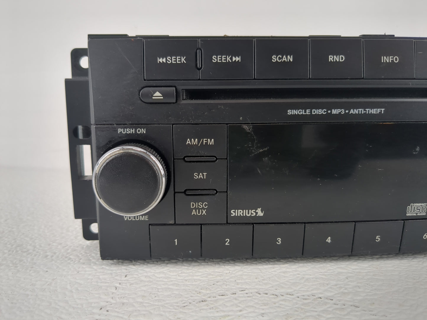 2013-2014 Dodge Avenger Radio AM FM Cd Player Receiver Replacement P/N:P05091163AC Fits Fits 2013 2014 OEM Used Auto Parts -