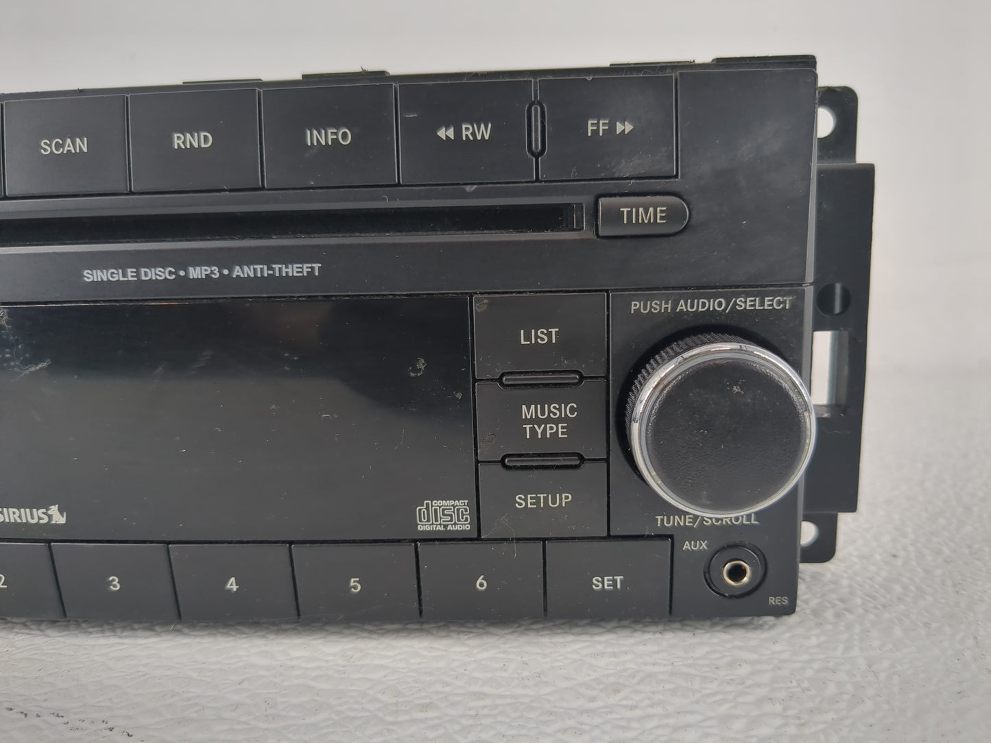 2013-2014 Dodge Avenger Radio AM FM Cd Player Receiver Replacement P/N:P05091163AC Fits Fits 2013 2014 OEM Used Auto Parts -