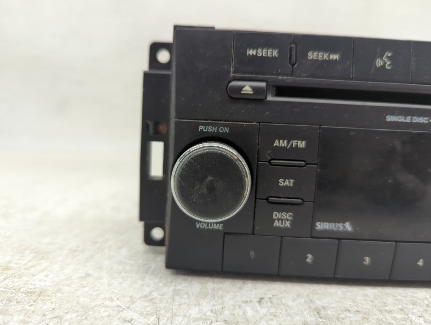 2013-2014 Dodge Avenger Radio AM FM Cd Player Receiver Replacement P/N:P05091197AC Fits Fits 2013 2014 OEM Used Auto Parts -