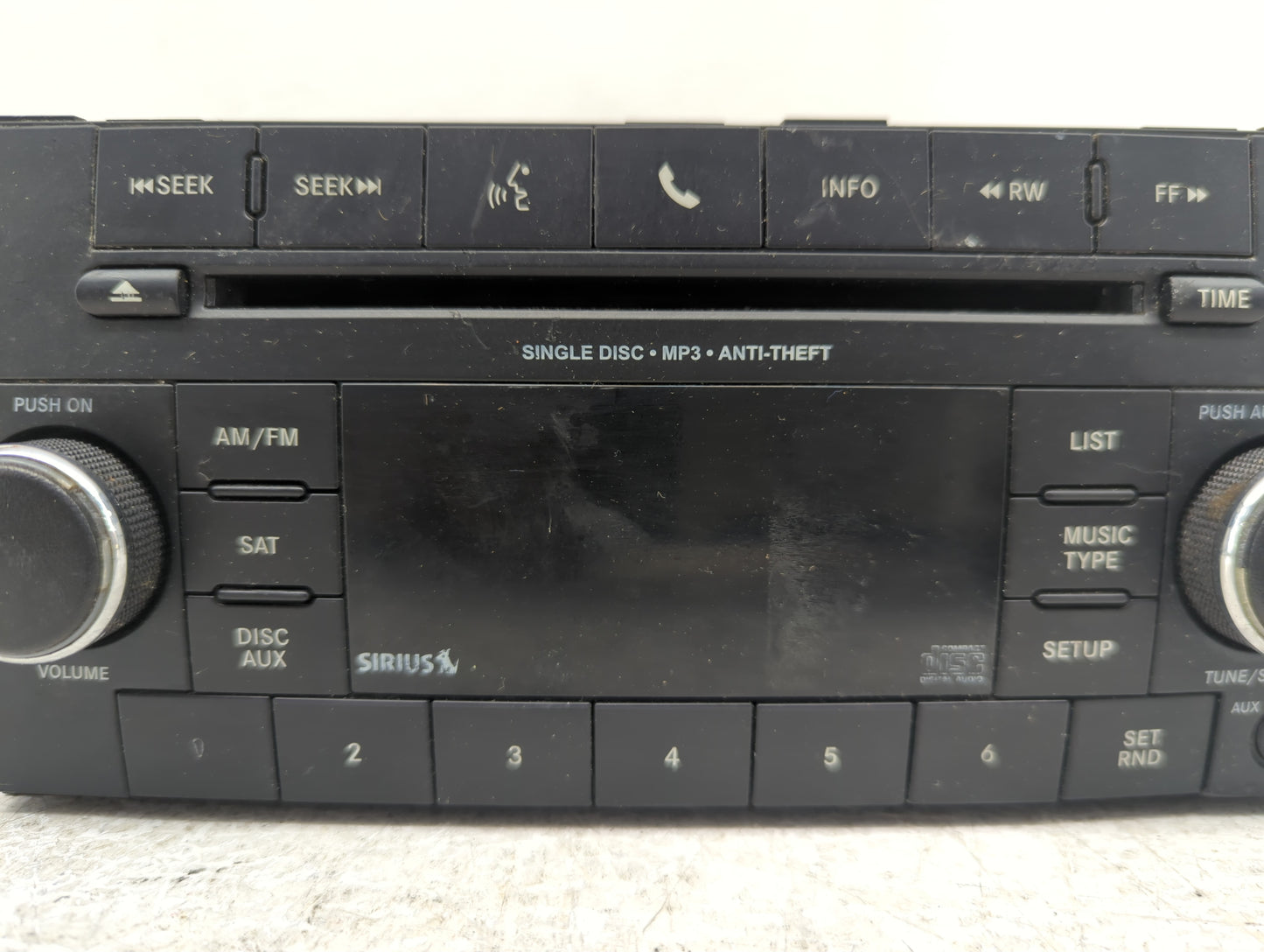 2013-2014 Dodge Avenger Radio AM FM Cd Player Receiver Replacement P/N:P05091197AC Fits Fits 2013 2014 OEM Used Auto Parts -