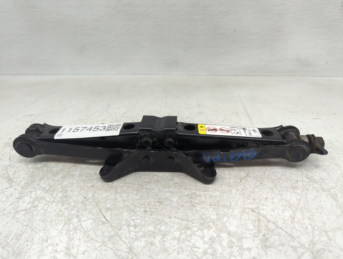 2014 Dodge Avenger Spare Scissor Car Jack 1157453 - Oemusedautoparts1.com