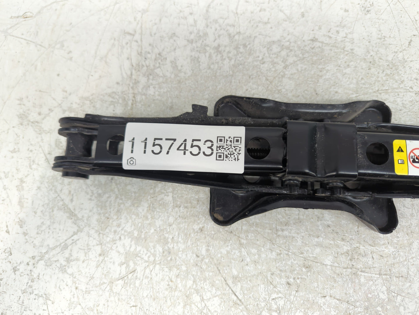2014 Dodge Avenger Spare Scissor Car Jack - Oemusedautoparts1.com