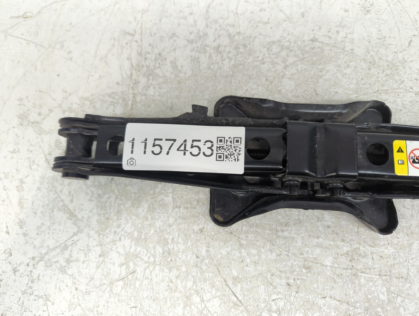2014 Dodge Avenger Spare Scissor Car Jack - Oemusedautoparts1.com