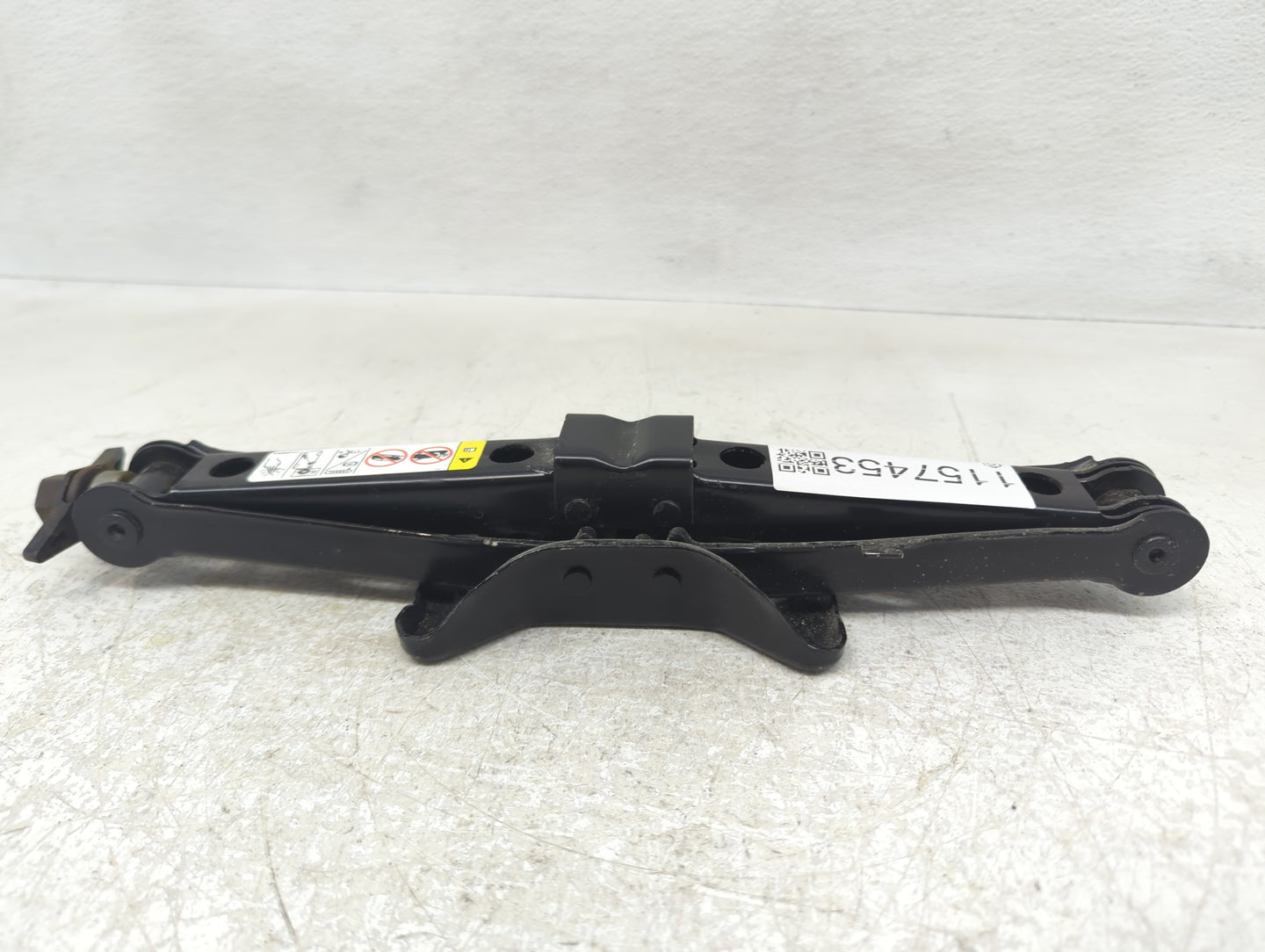 2014 Dodge Avenger Spare Scissor Car Jack - Oemusedautoparts1.com