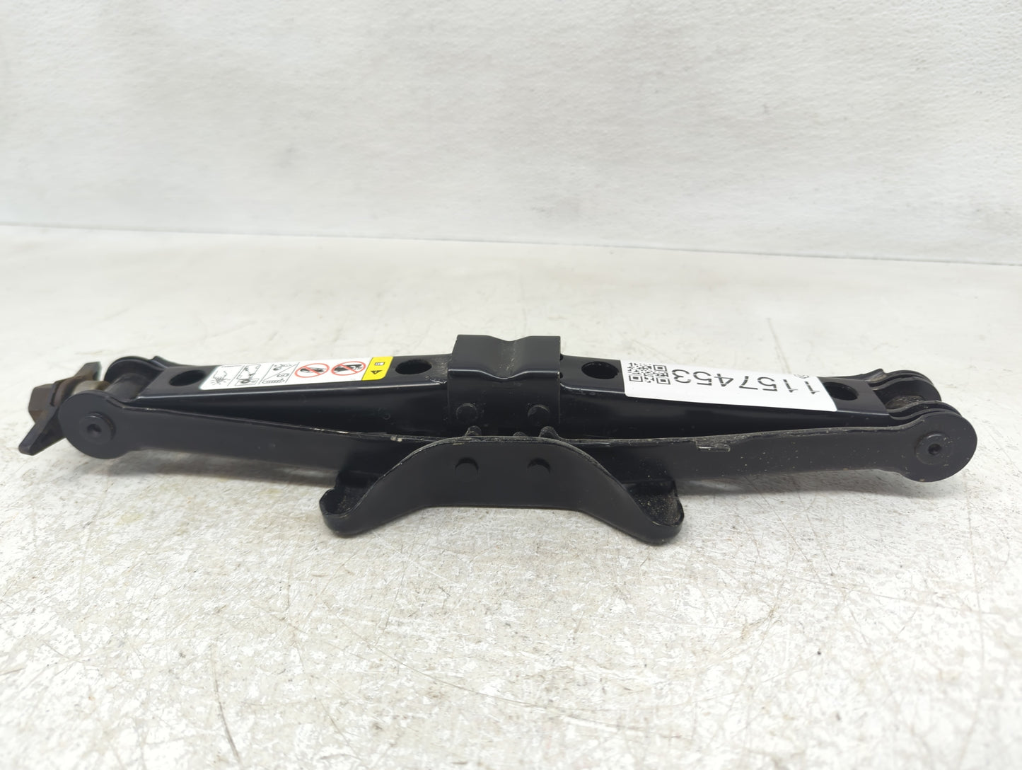 2014 Dodge Avenger Spare Scissor Car Jack - Oemusedautoparts1.com