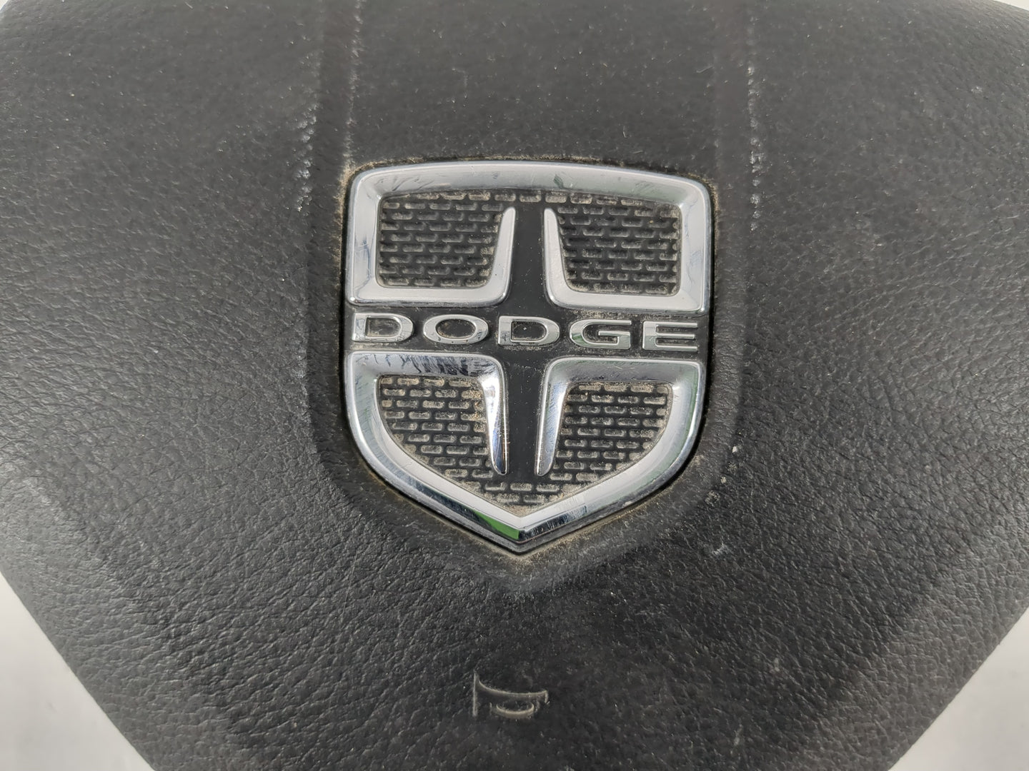 2011-2014 Dodge Avenger Air Bag Driver Left Steering Wheel Mounted P/N:P1TV57DX9AD Fits Fits 2011 2012 2013 2014 OEM Used Au