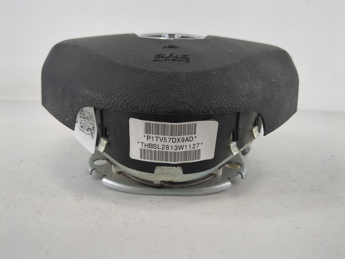 2011-2014 Dodge Avenger Air Bag Driver Left Steering Wheel Mounted P/N:P1TV57DX9AD Fits Fits 2011 2012 2013 2014 OEM Used Au