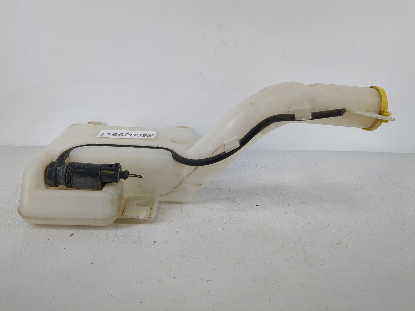 2011-2014 Dodge Avenger Windshield Washer Fluid Reservoir Bottle Oem - Oemusedautoparts1.com
