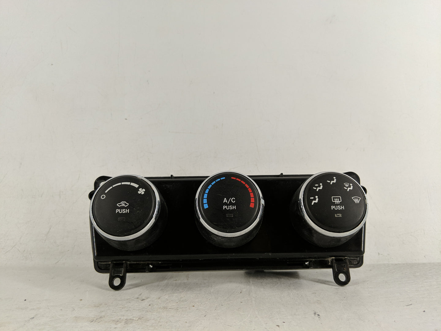 2010-2014 Dodge Avenger Climate Control Module Temperature AC/Heater Replacement P/N:1TT70DX9AC Fits Fits 2010 2011 2012 201