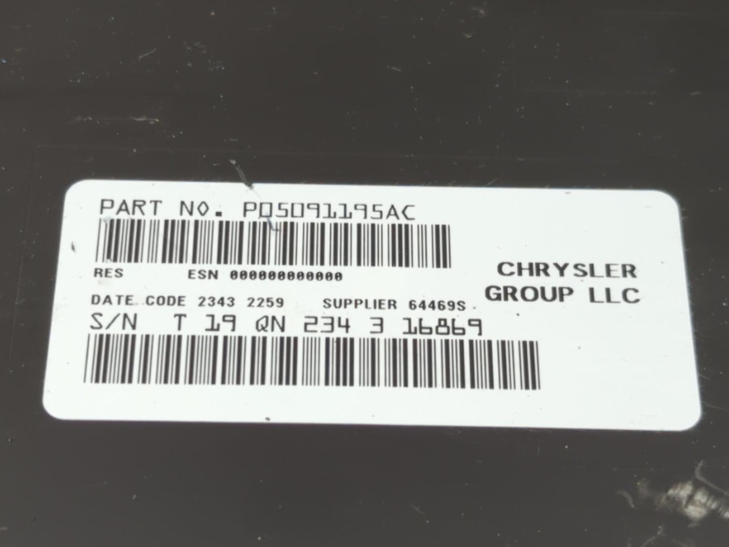 2013-2014 Dodge Avenger Radio AM FM Cd Player Receiver Replacement P/N:P05091195AC Fits Fits 2013 2014 OEM Used Auto Parts -