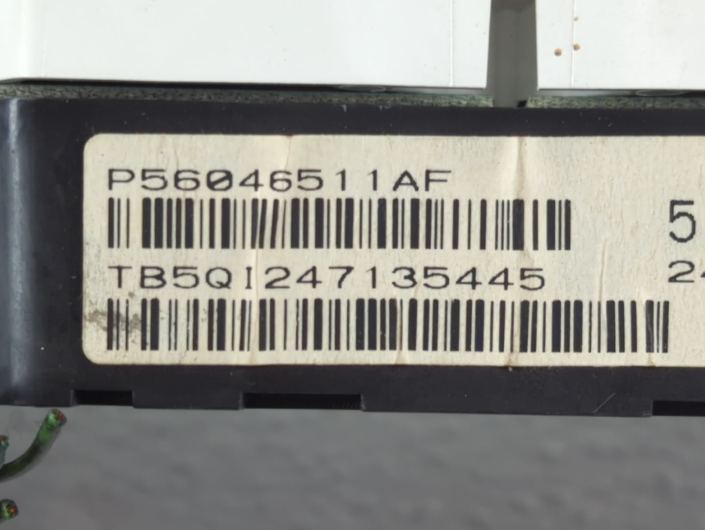 2011-2014 Dodge Avenger Instrument Cluster Speedometer Gauges P/N:P56046511AF Fits Fits 2011 2012 2013 2014 OEM Used Auto Pa