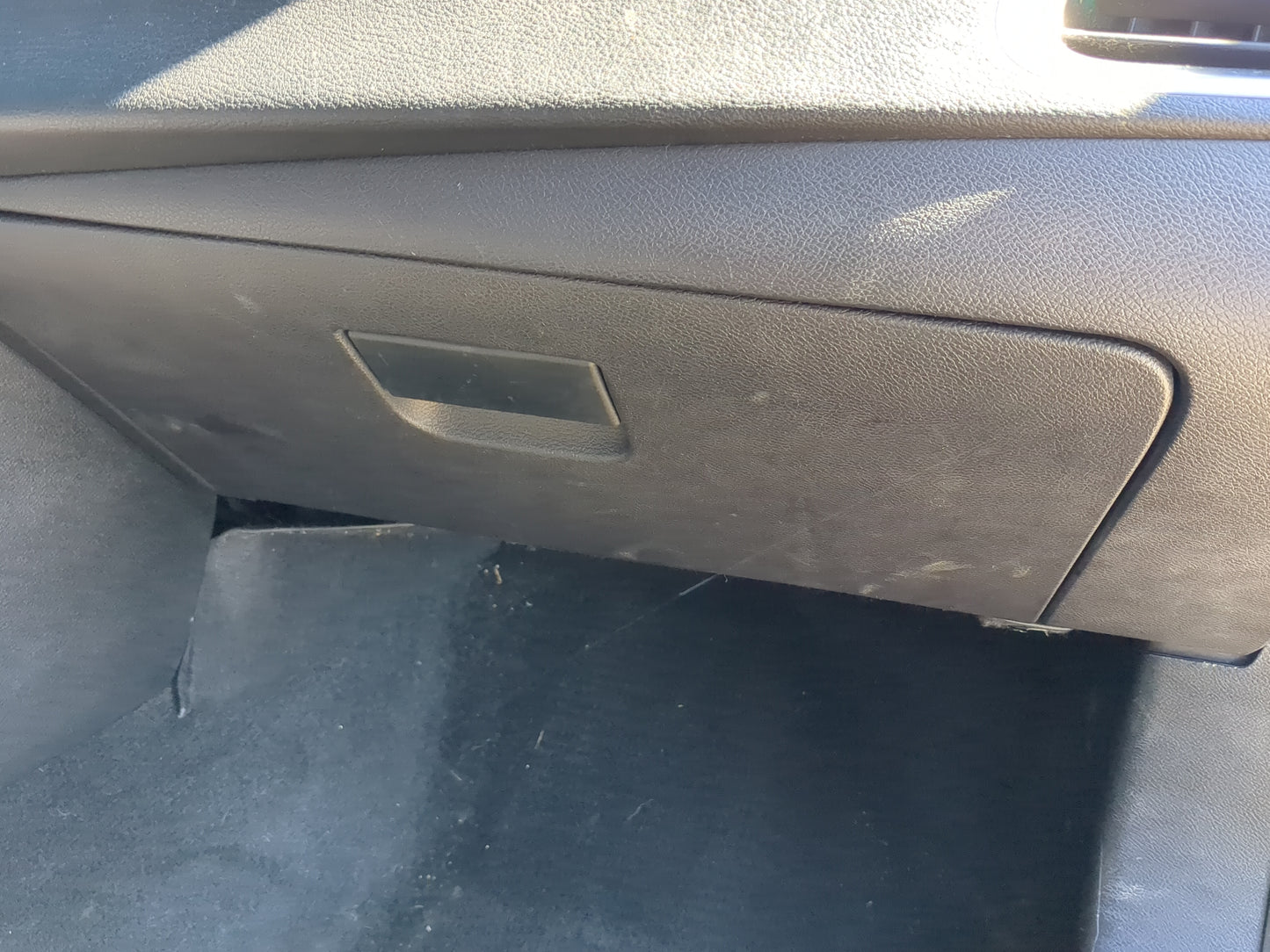 2014 Dodge Avenger Passenger Glove Box Door Storage Compartment - Oemusedautoparts1.com