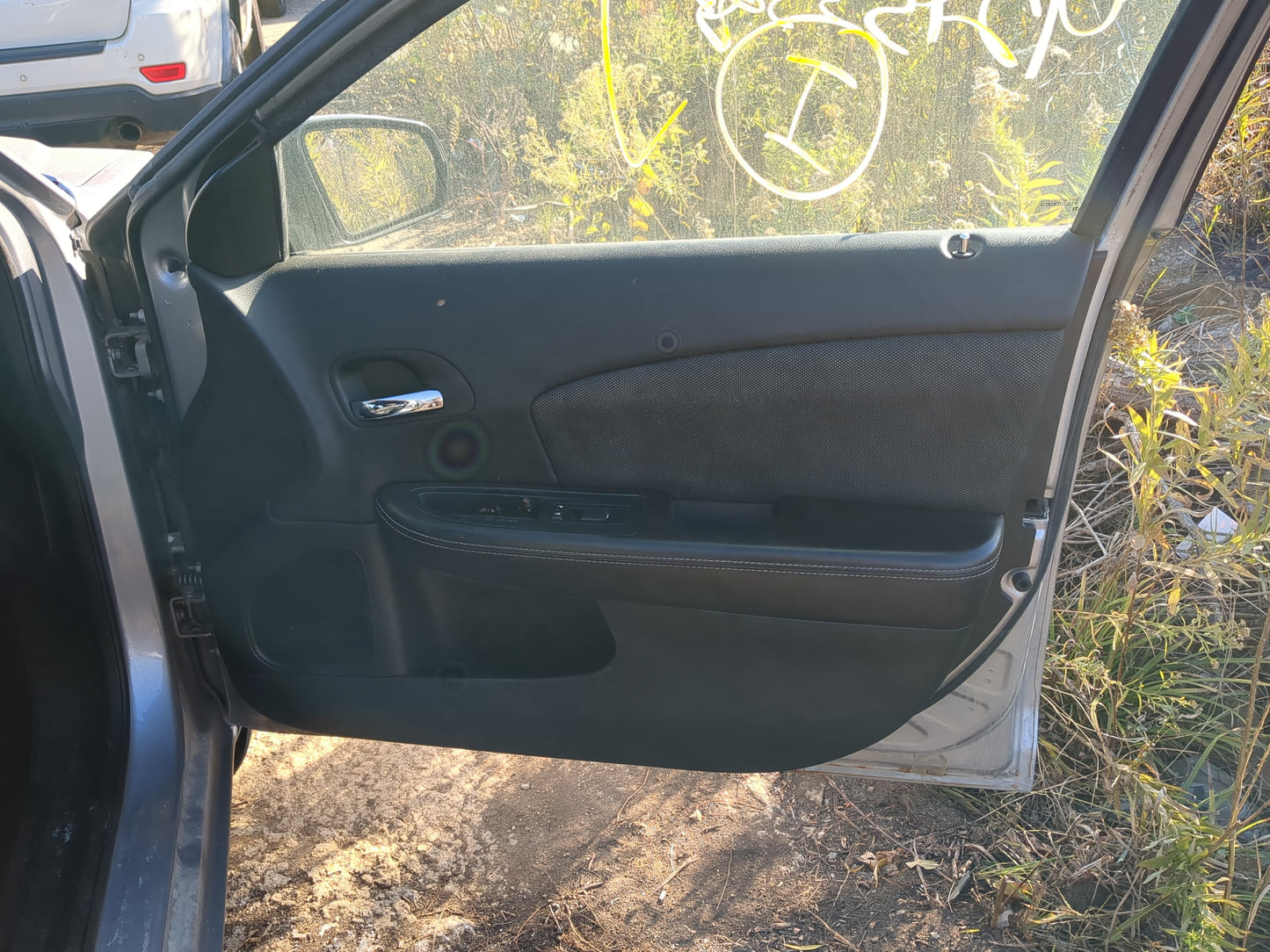 2014 Dodge Avenger Front Right Passenger Interior Door Panel Trim - Oemusedautoparts1.com