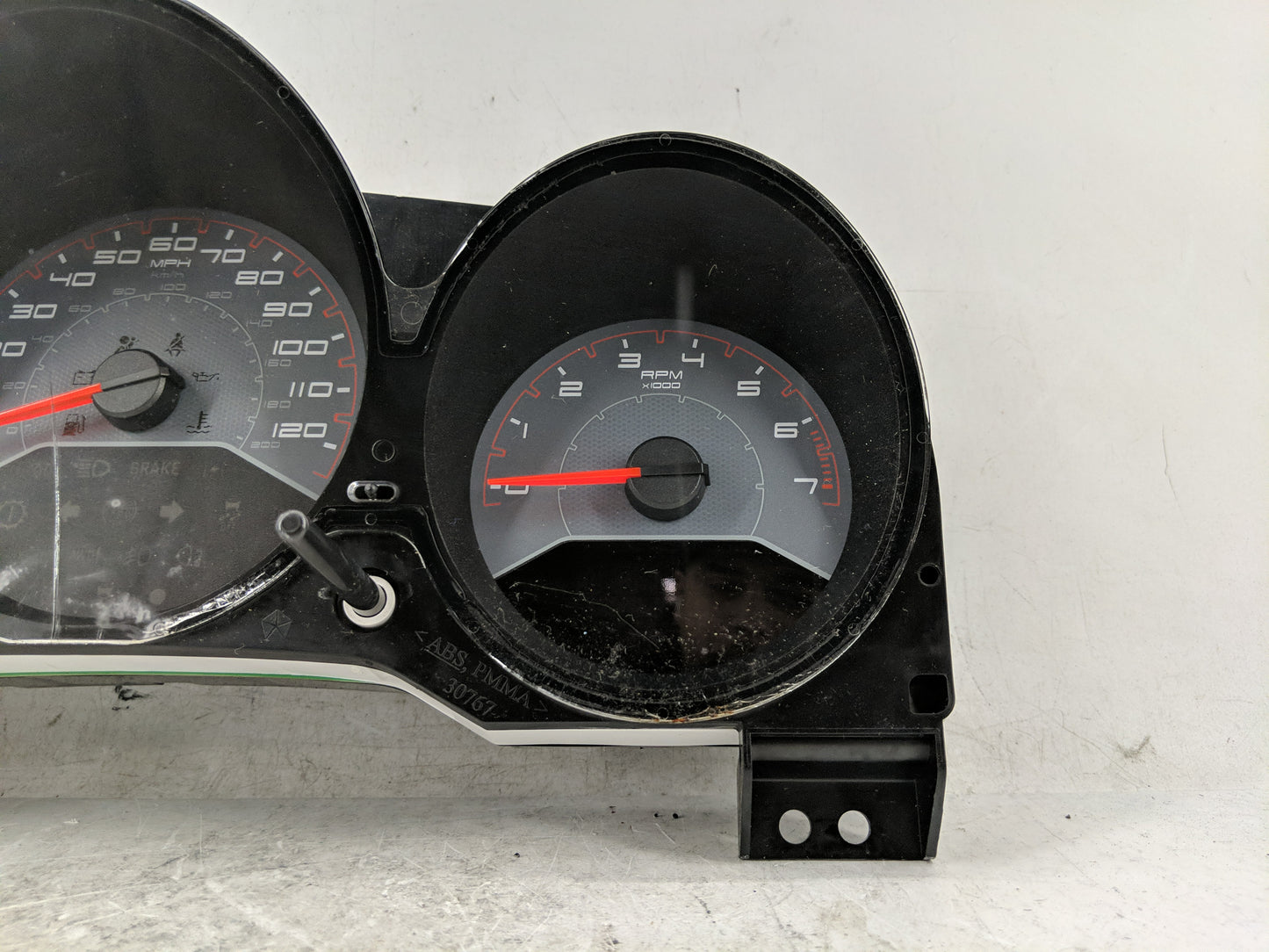2011-2014 Dodge Avenger Instrument Cluster Speedometer Gauges P/N:T5KQI330345906 P56046513AH Fits Fits 2011 2012 2013 2014 O