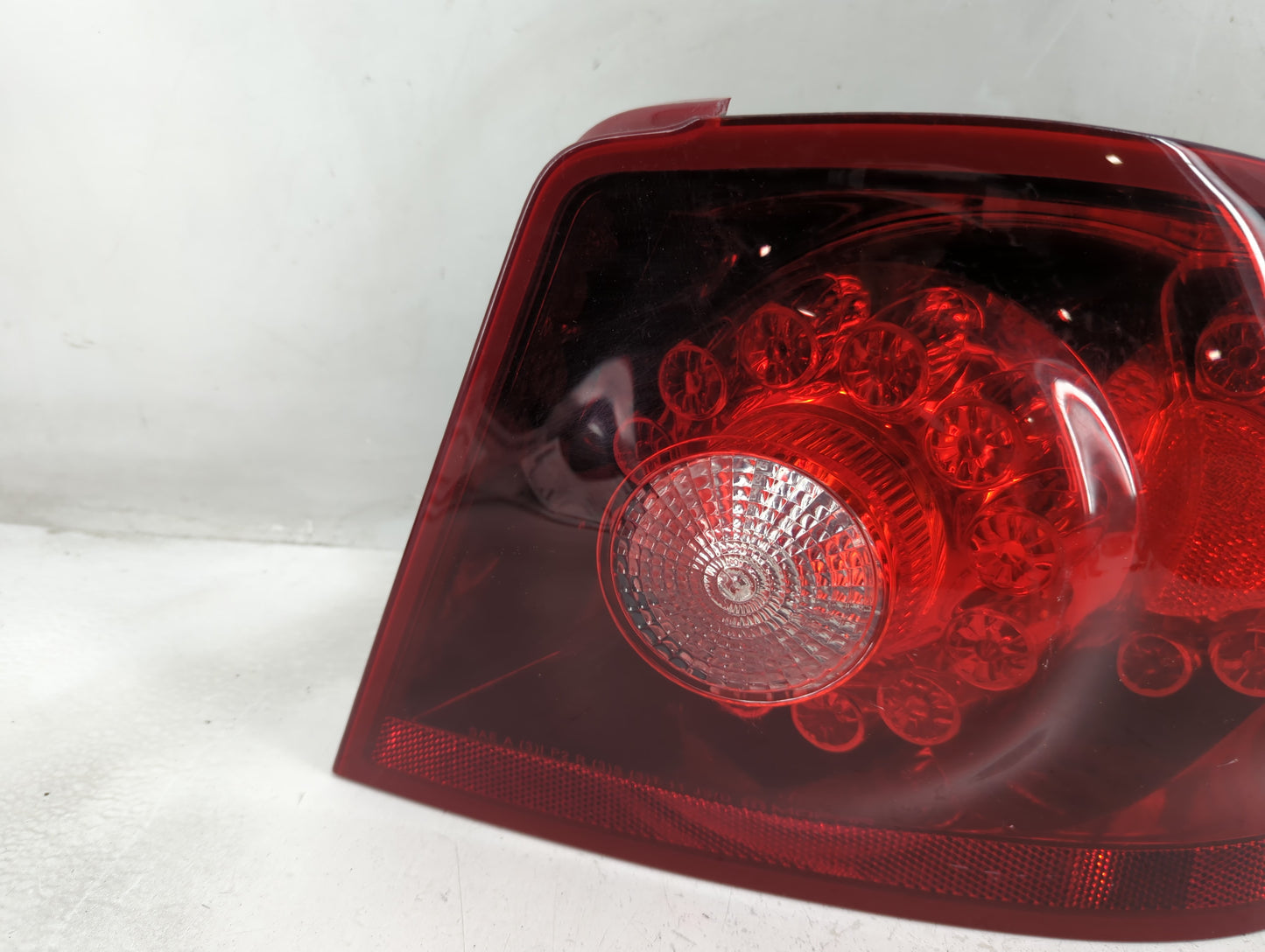 2011-2014 Dodge Avenger Tail Light Assembly Passenger Right OEM P/N:05182522AB 05182522AG Fits Fits 2011 2012 2013 2014 OEM 