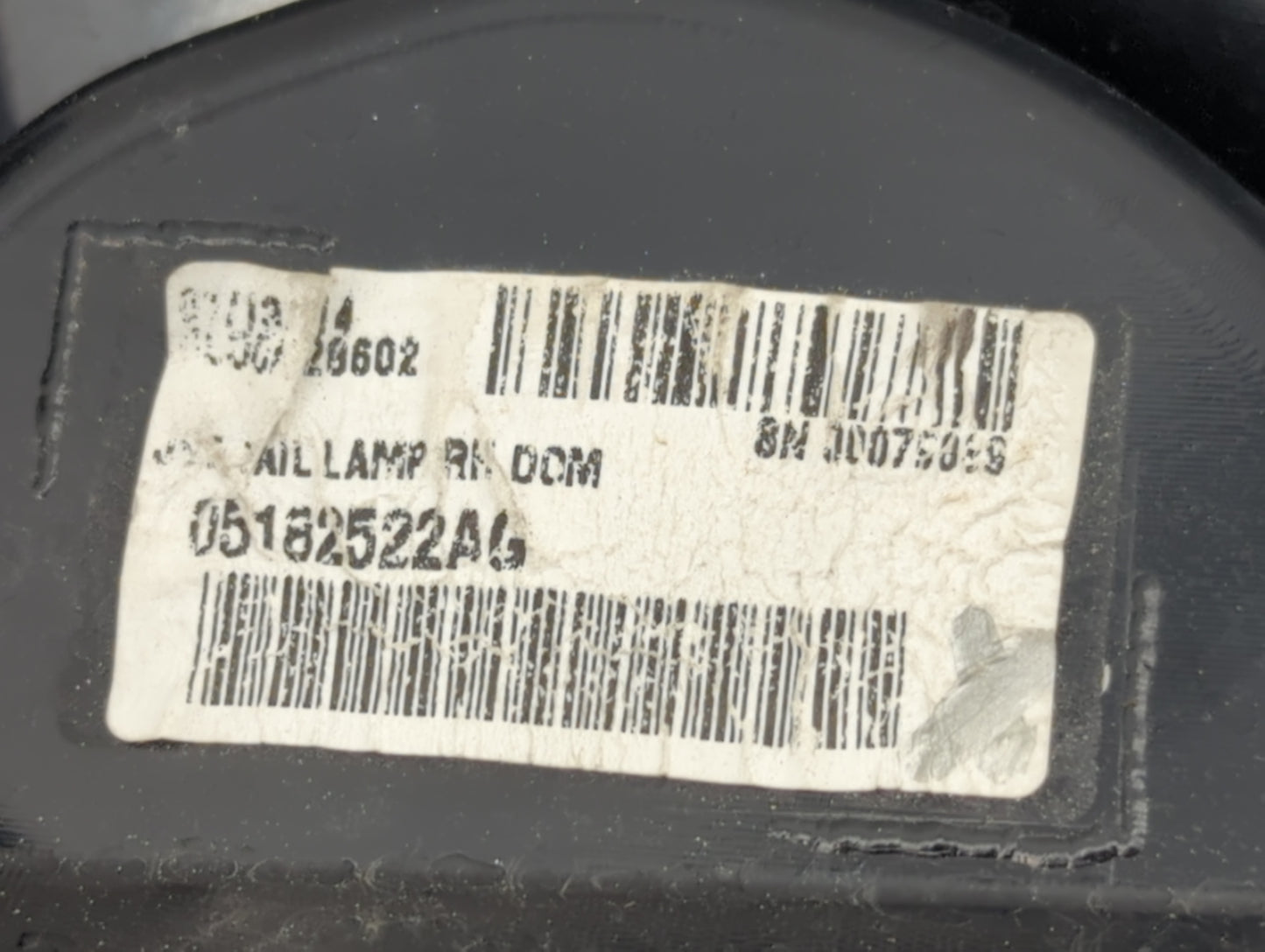 2011-2014 Dodge Avenger Tail Light Assembly Passenger Right OEM P/N:05182522AG Fits Fits 2011 2012 2013 2014 OEM Used Auto P
