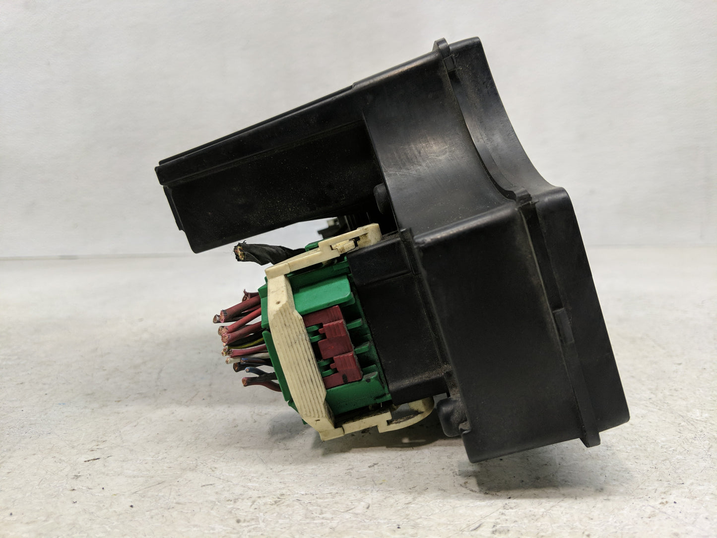 2011-2014 Dodge Avenger Fusebox Fuse Box Relay Module Tipm 1305424 - Oemusedautoparts1.com