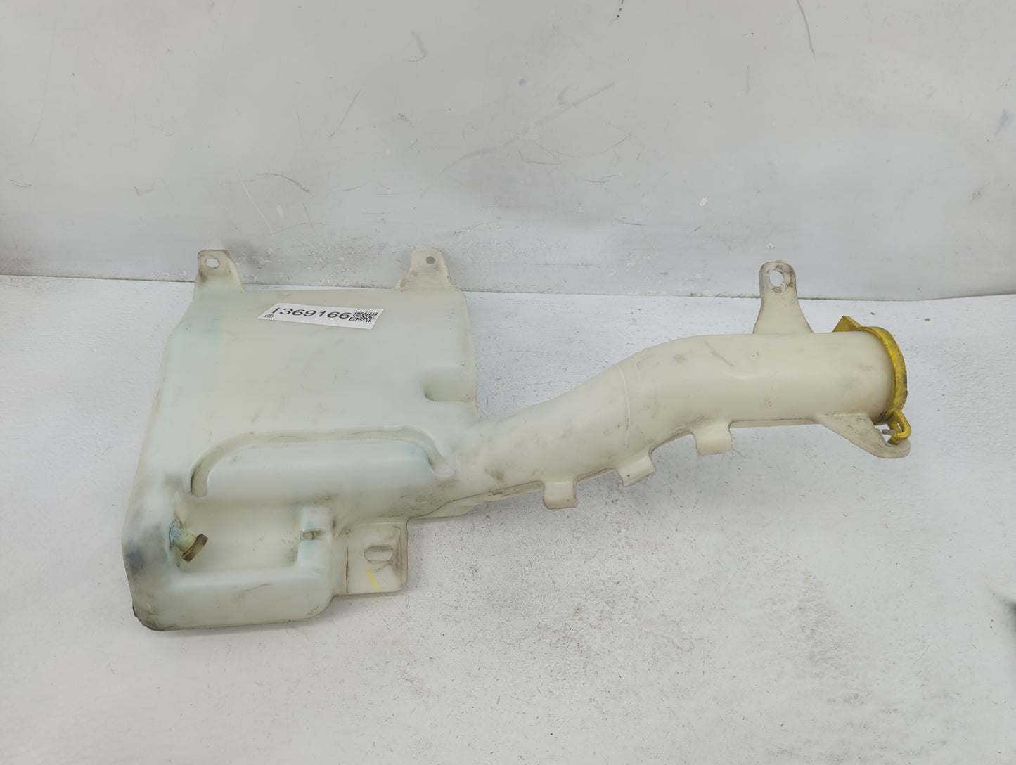 2011-2014 Dodge Avenger Windshield Washer Fluid Reservoir Bottle Oem - Oemusedautoparts1.com