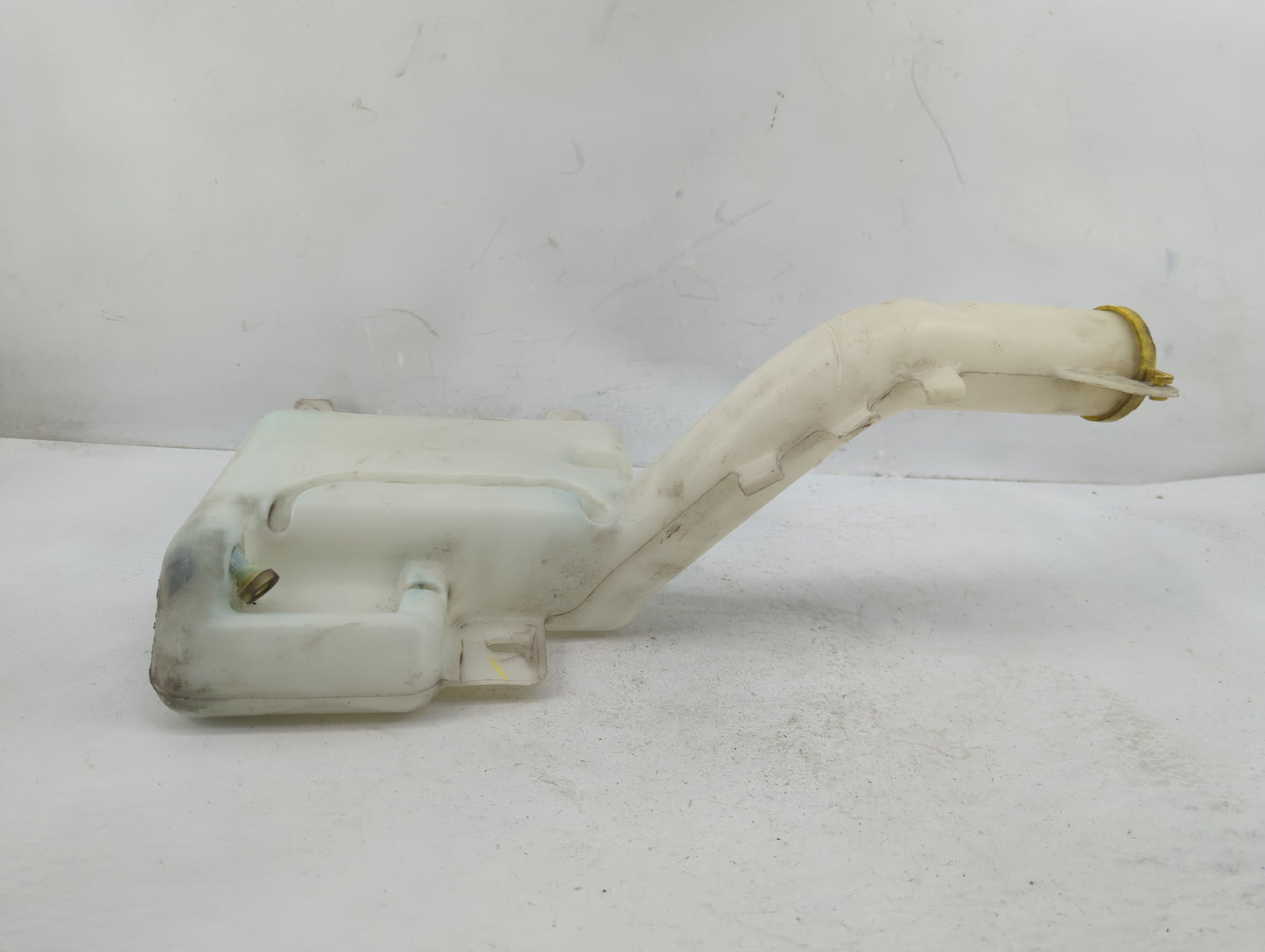 2011-2014 Dodge Avenger Windshield Washer Fluid Reservoir Bottle Oem - Oemusedautoparts1.com