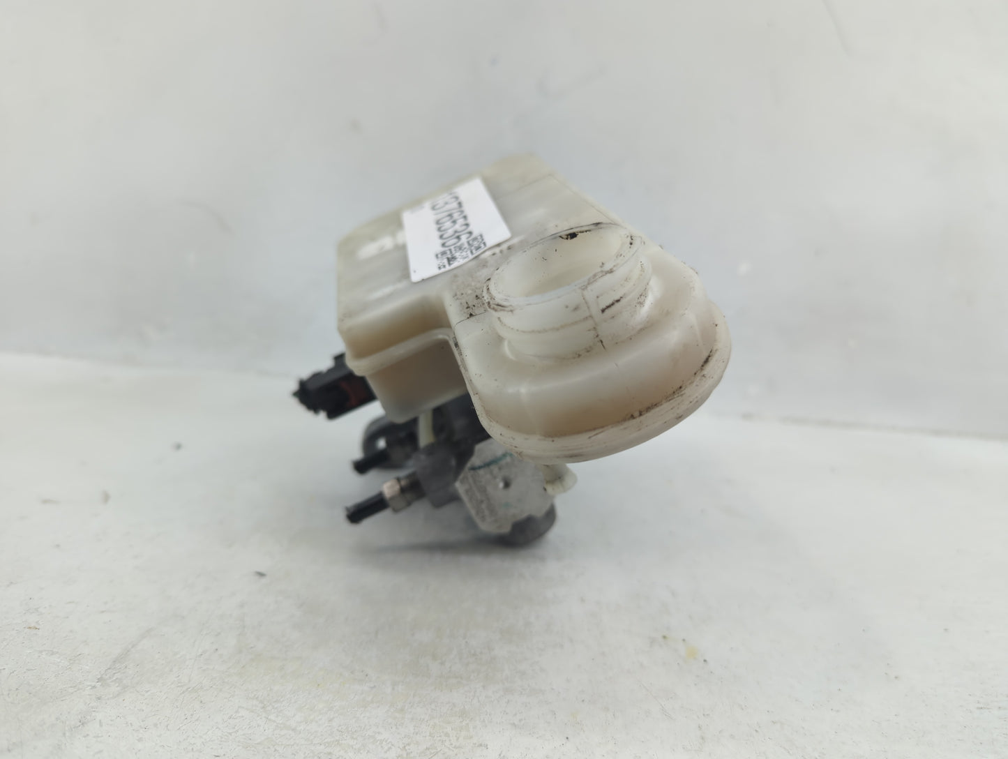 2008-2014 Dodge Avenger Brake Master Cylinder - Oemusedautoparts1.com
