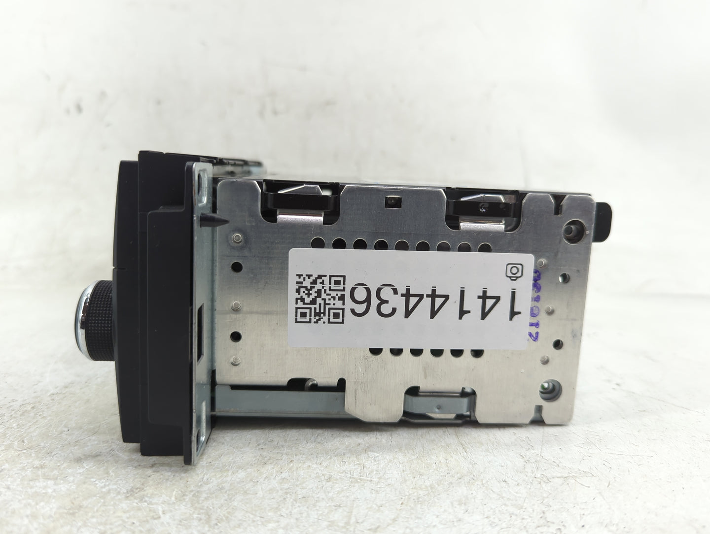 2013-2014 Dodge Avenger Radio AM FM Cd Player Receiver Replacement P/N:P05091195AC Fits Fits 2012 2013 2014 2015 2016 2017 O